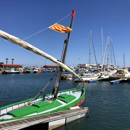 Saint-cyprien: T3 En Rdc, Terrasse, Parking, à 600m De La - Fr-1-793-15 *